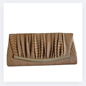 Faux Snakeskin Leather Handbag Clutch Tan Flap Close Metal Chain Shoulder Purse